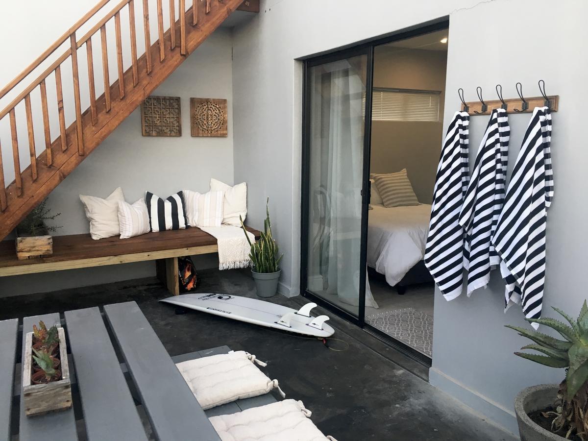 Lower Point Surf Studio Jeffreys Bay Luaran gambar